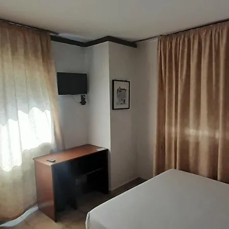 Hmc K-ena Szálloda 3*