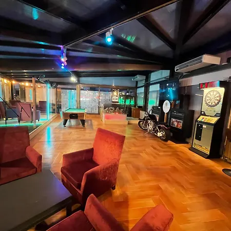 Hmc K-ena Szálloda 3*